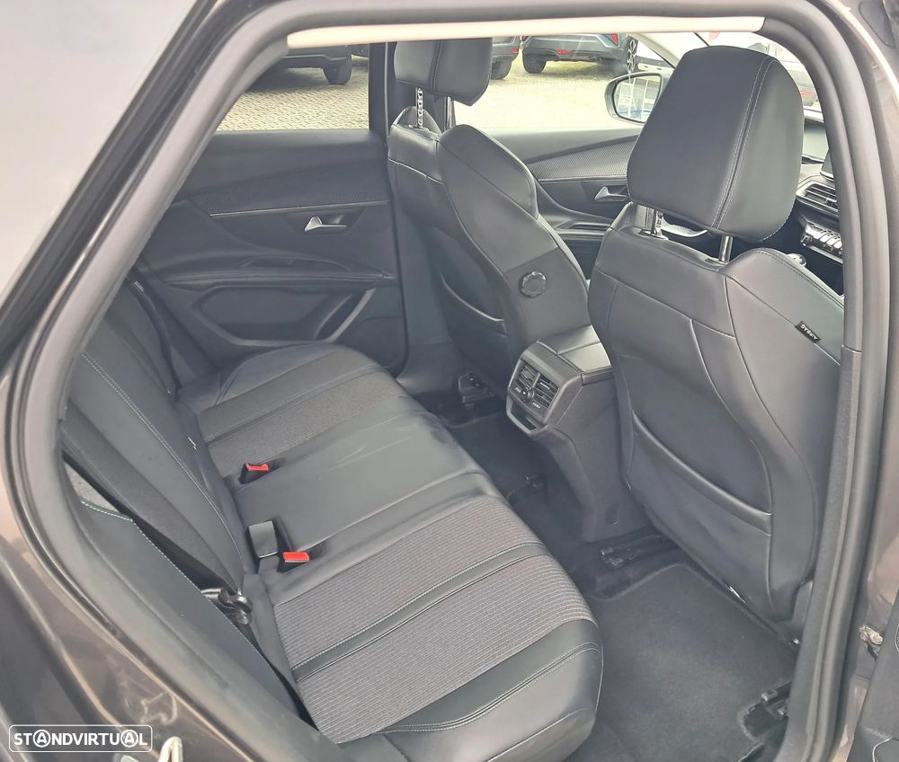 Peugeot 3008 1.2 PureTech Active Pack - 14