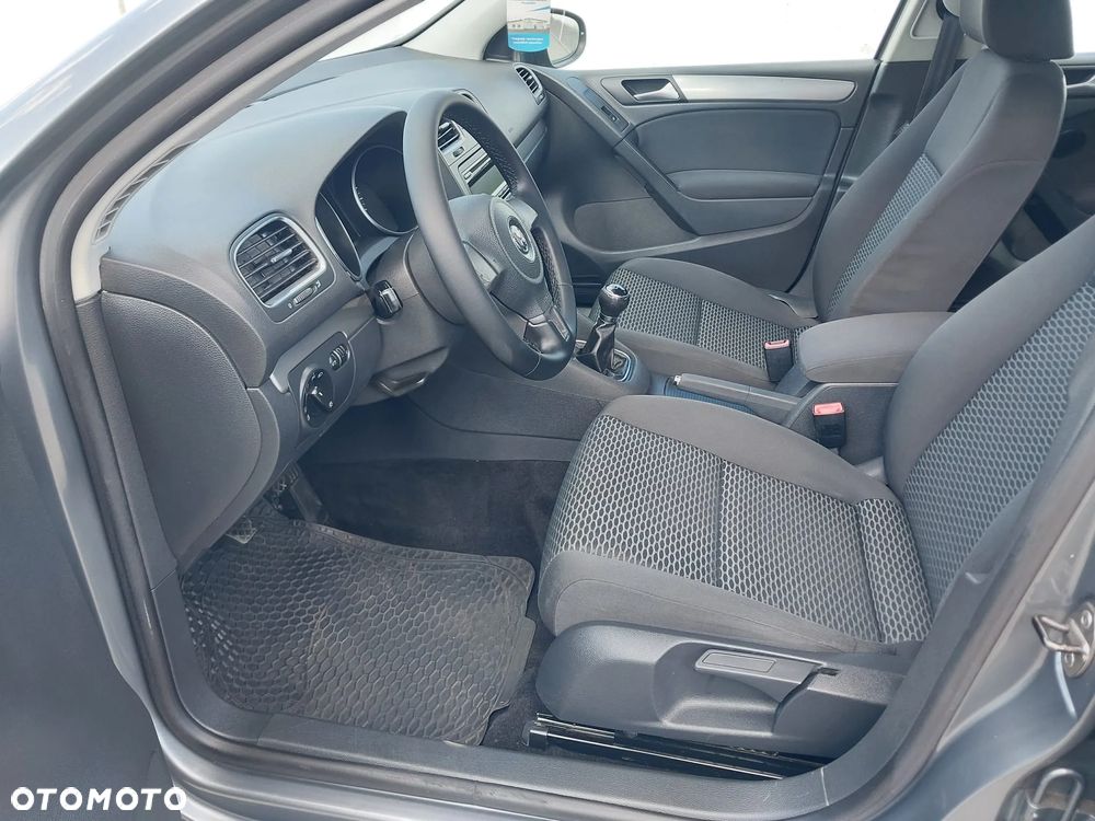 Volkswagen Golf 1.6 Team - 9