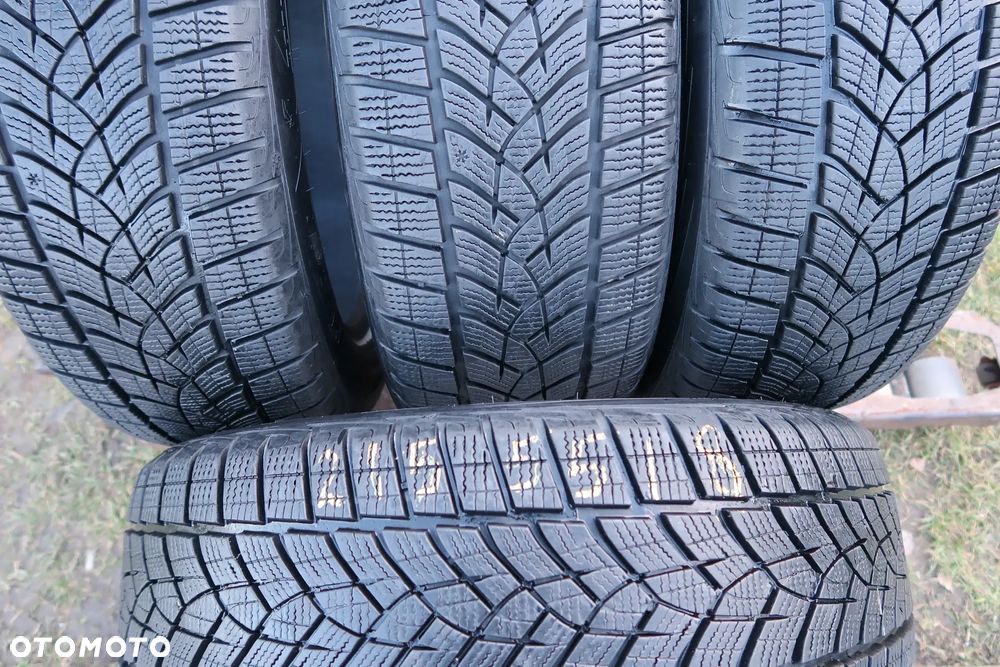 215/55R18 Goodyear UltraGrip Performance opony zimowe - 11