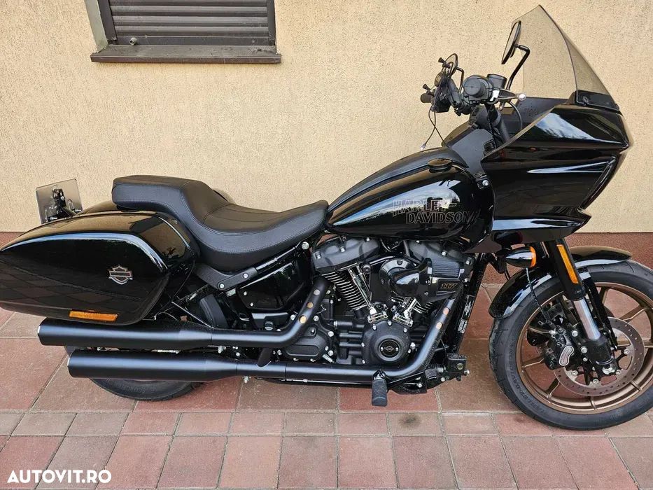 Harley-Davidson Softail Low Rider ST - 5