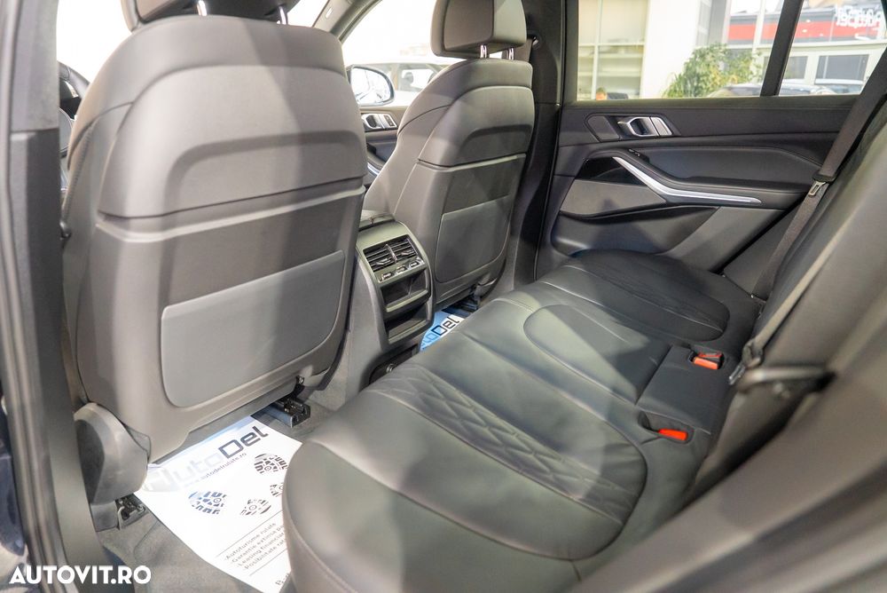 BMW X5 xDrive45e - 24