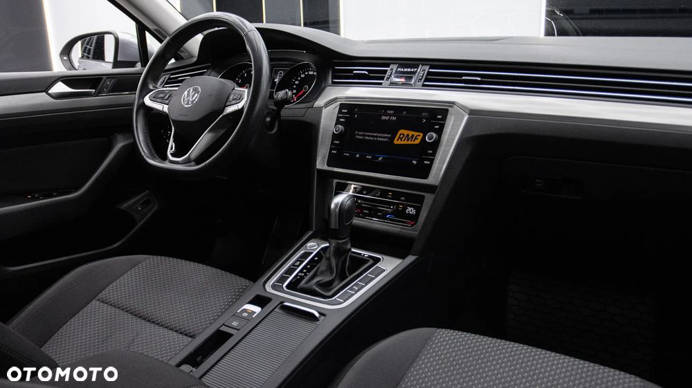 Volkswagen Passat Variant 1.5 TSI EVO Essence DSG - 14