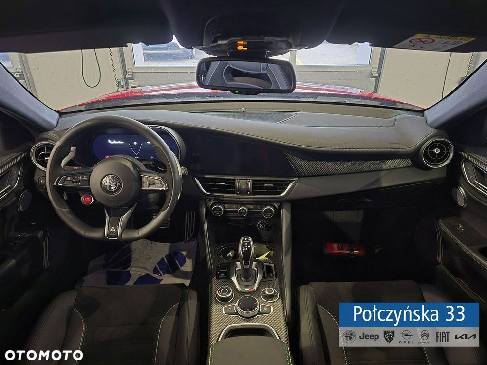 Alfa Romeo Giulia - 17