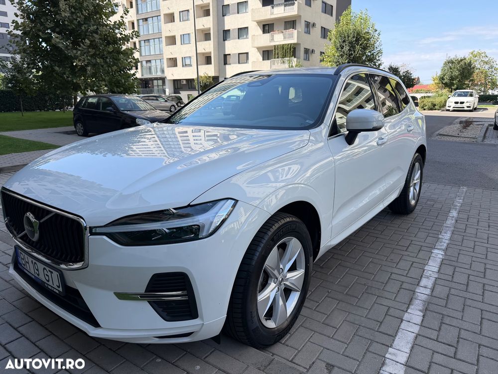 Volvo XC 60 B4 MHEV Momentum Pro - 20