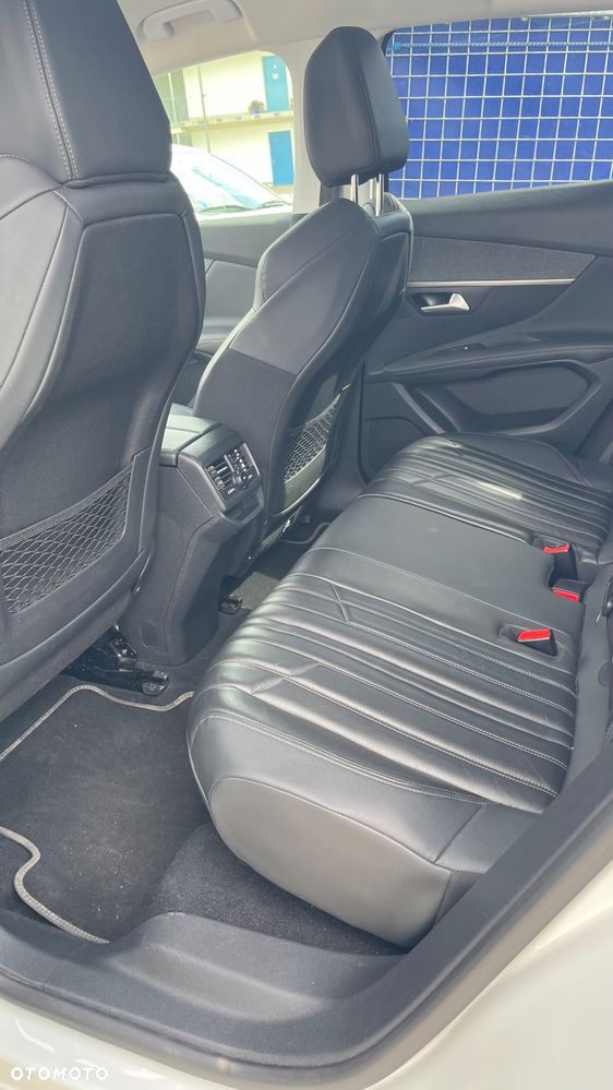 Peugeot 3008 1.5 BlueHDi Allure S&S EAT8 - 3