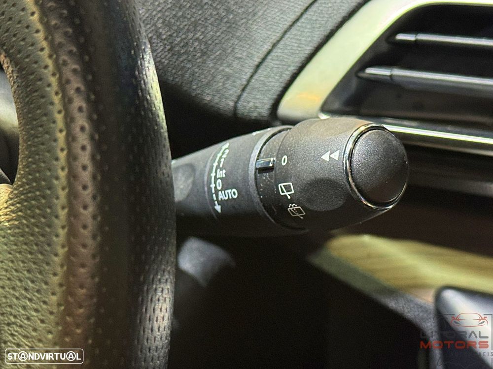 Peugeot 5008 1.2 PureTech GT Pack EAT8 - 27