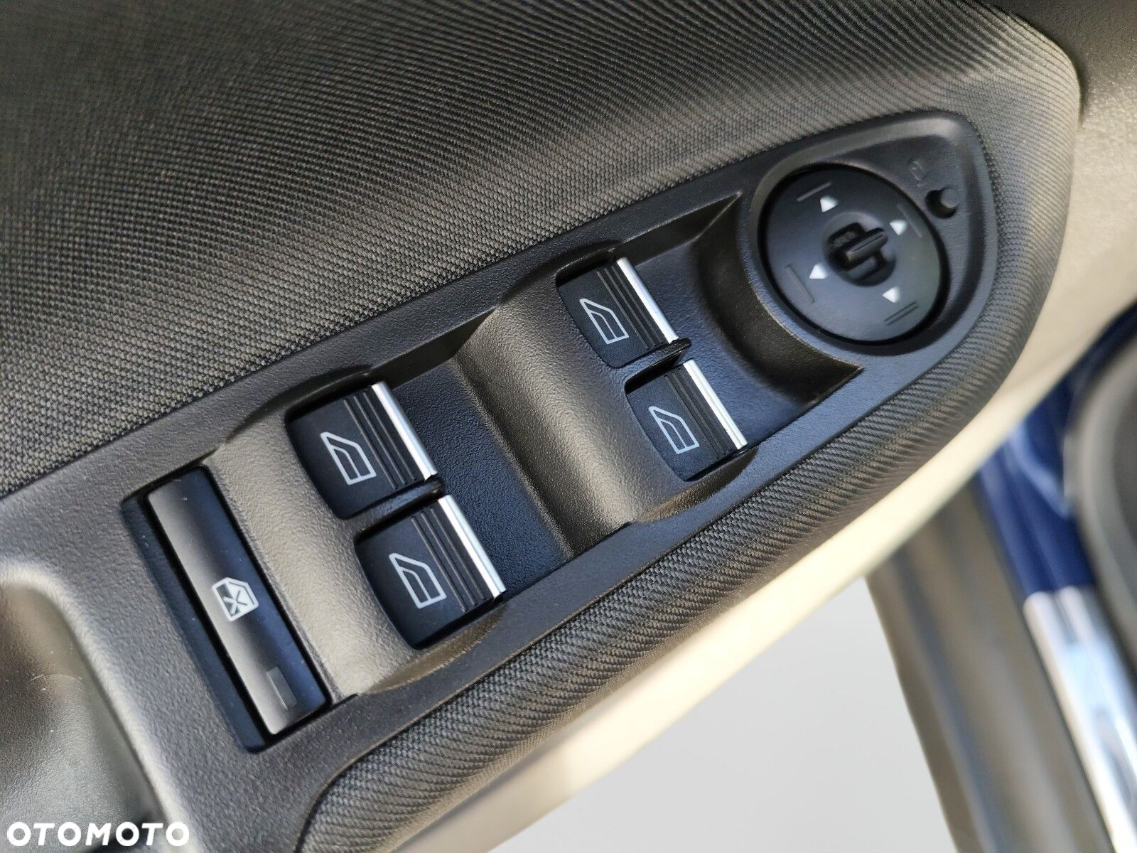 Ford C-MAX - 11