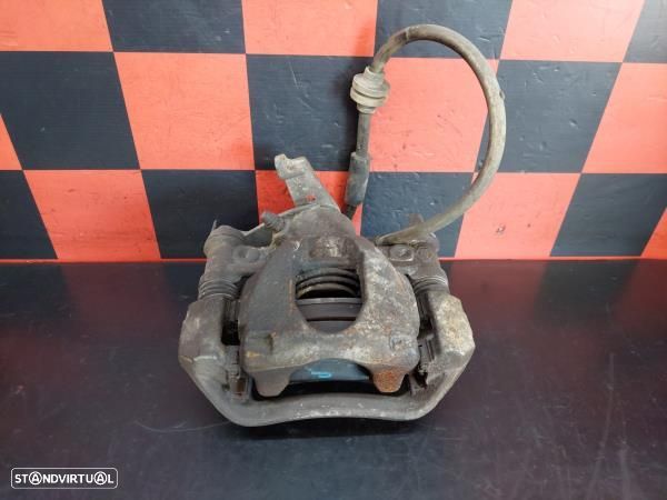 Pinça Travão Trás Esquerda Renault Master Iii Camião De Plataforma/Cha - 1