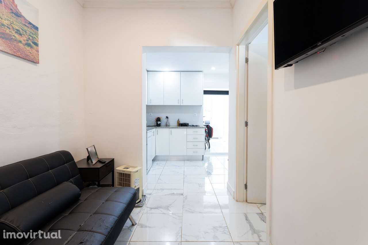 Moradia em Banda Remodelada com Terraço no Centro da Moita - 2 Quartos - Grande imagem: 4/16