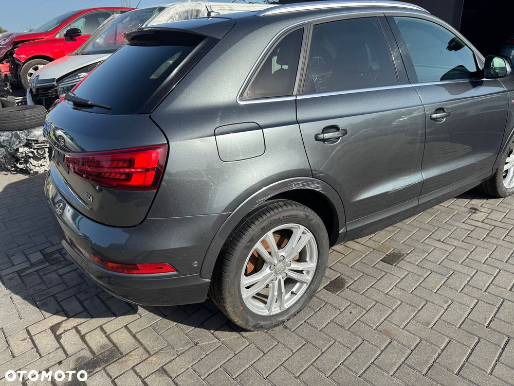 Audi Q3 2.0 TDI S tronic sport - 25
