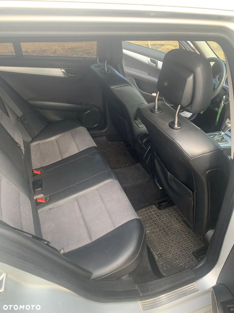 Mercedes-Benz Klasa C - 7