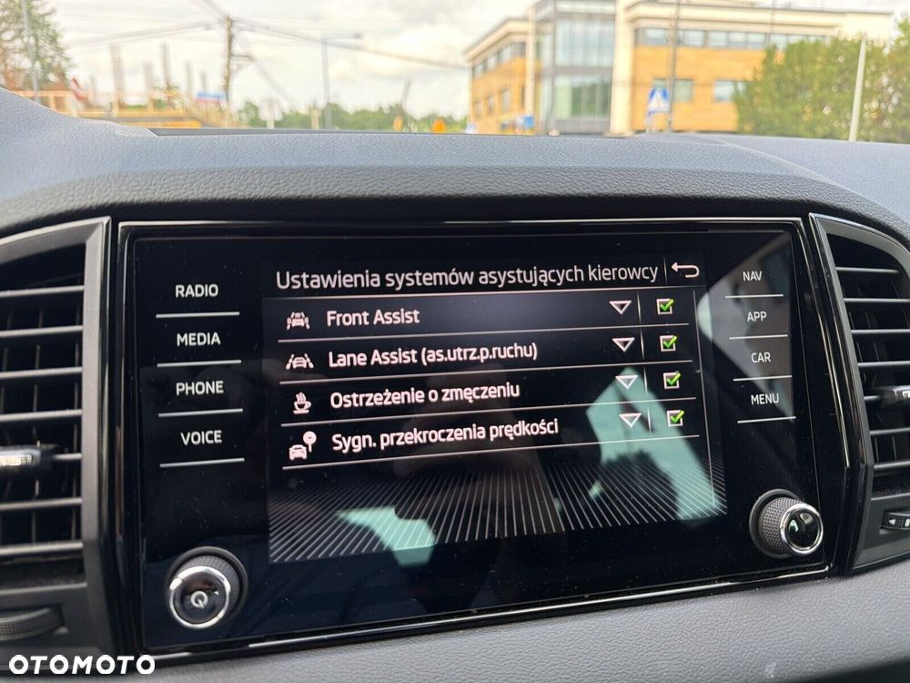 Skoda Karoq 1.5 TSI ACT Selection DSG - 18