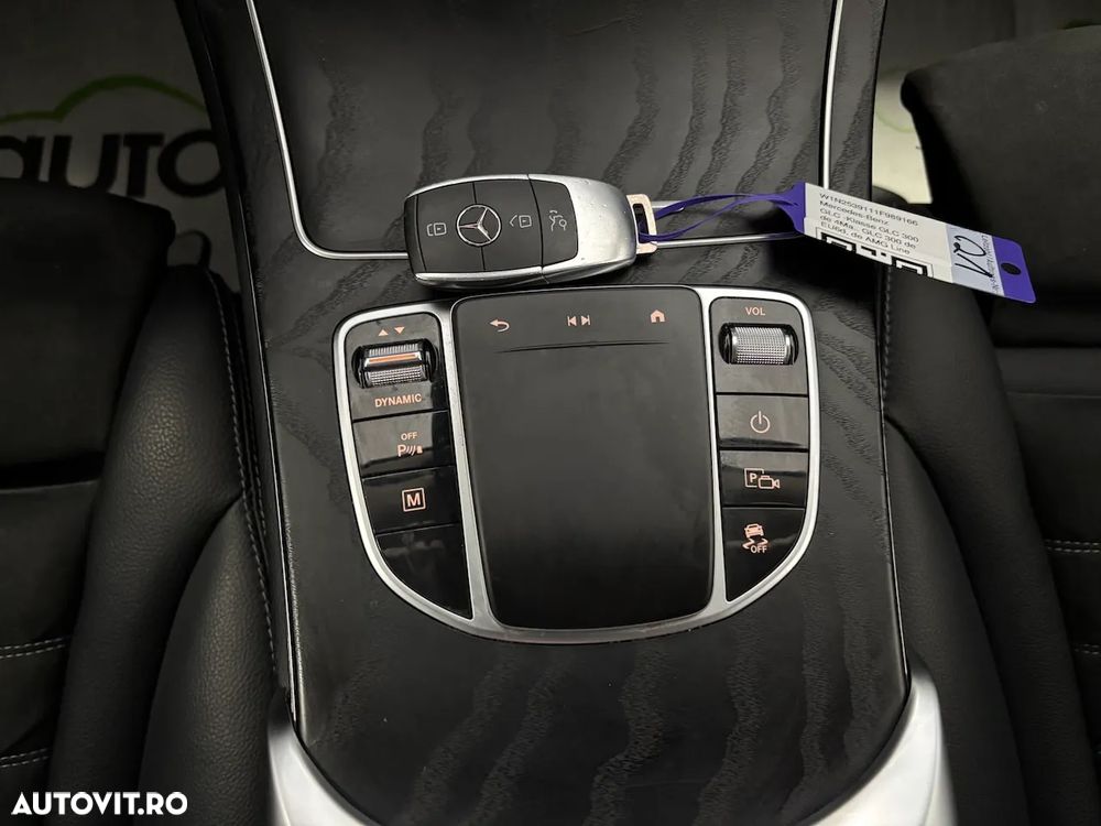 Mercedes-Benz GLC 300 de 4Matic 9G-TRONIC AMG Line Plus - 35