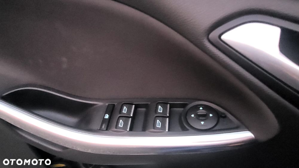 Ford Focus 2.0 TDCi ST-2 - 17