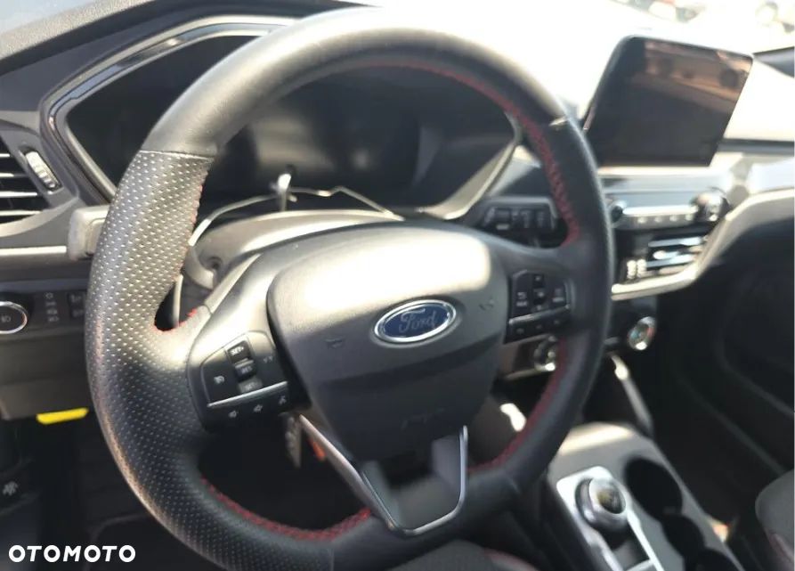 Ford Kuga 2.5 Duratec FHEV 4x4 ST-LINE - 8