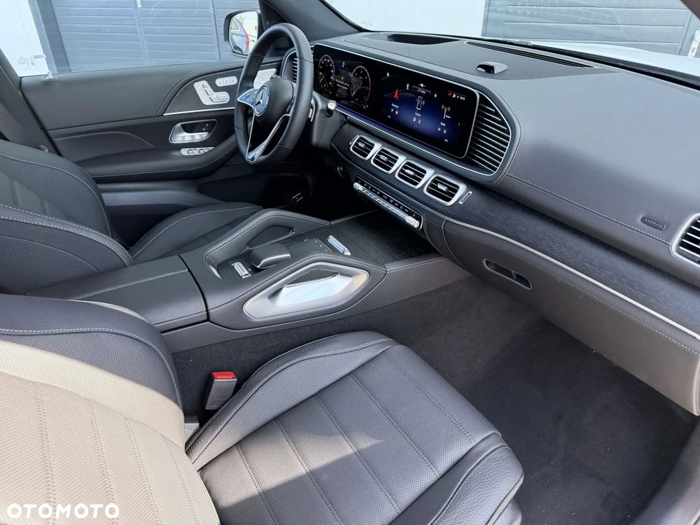 Mercedes-Benz GLE - 23