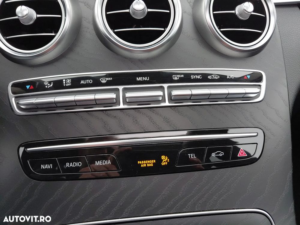 Mercedes-Benz C 200 MHEV - 25