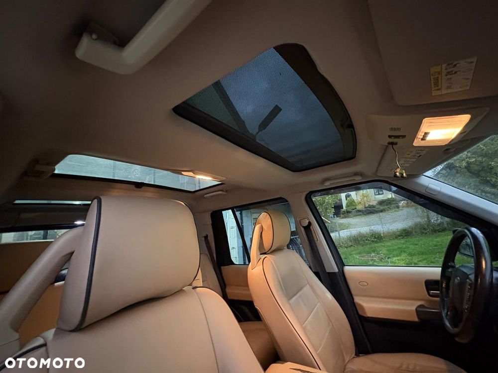Land Rover Discovery - 24