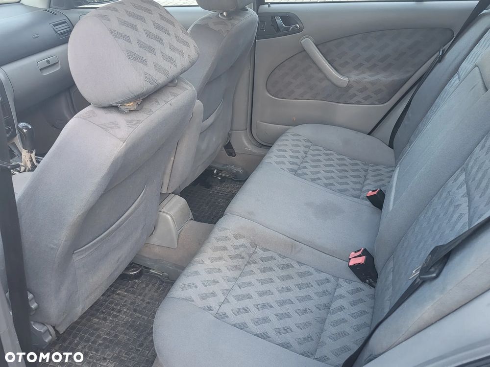 Skoda Octavia 1.9 TDI SLX - 6
