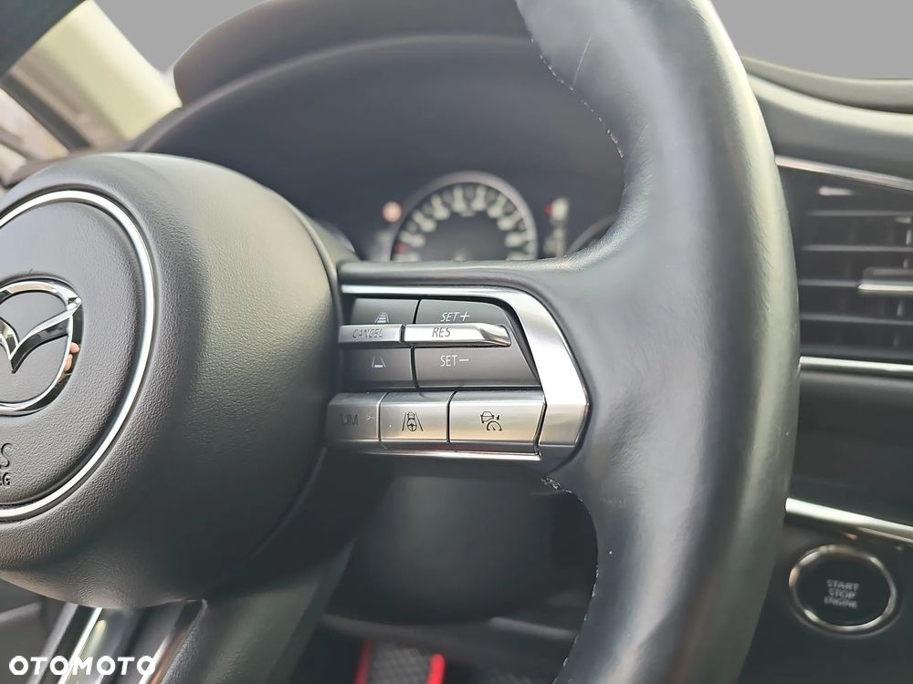 Mazda CX-30 2.0 mHEV Hikari 2WD - 19