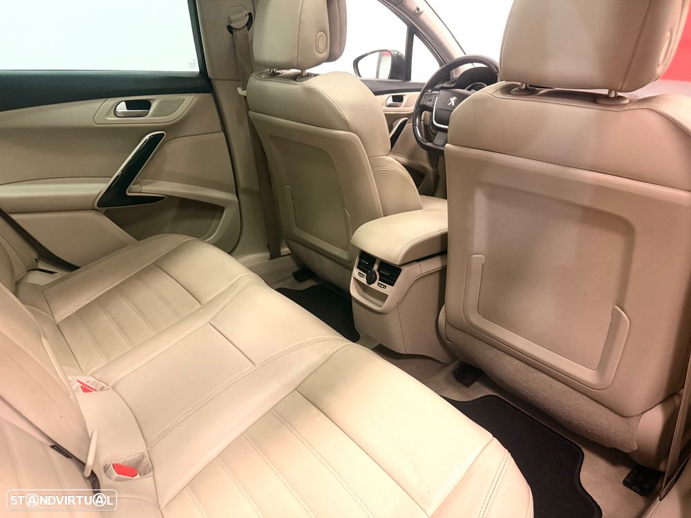 Peugeot 508 SW 2.0 HDi Allure J18 - 11