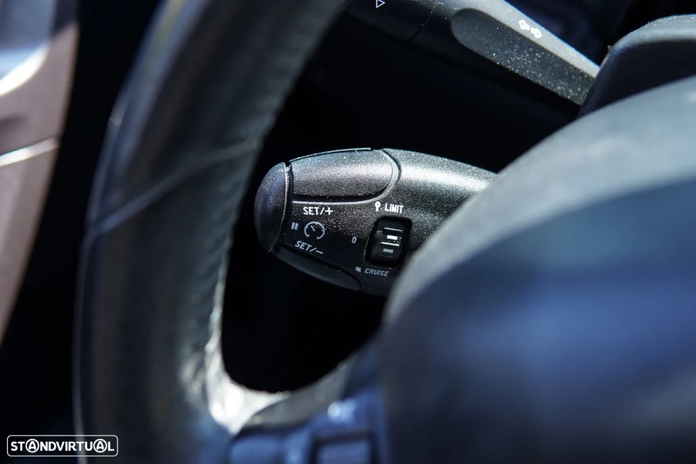 Peugeot 2008 PureTech 82 Style - 59