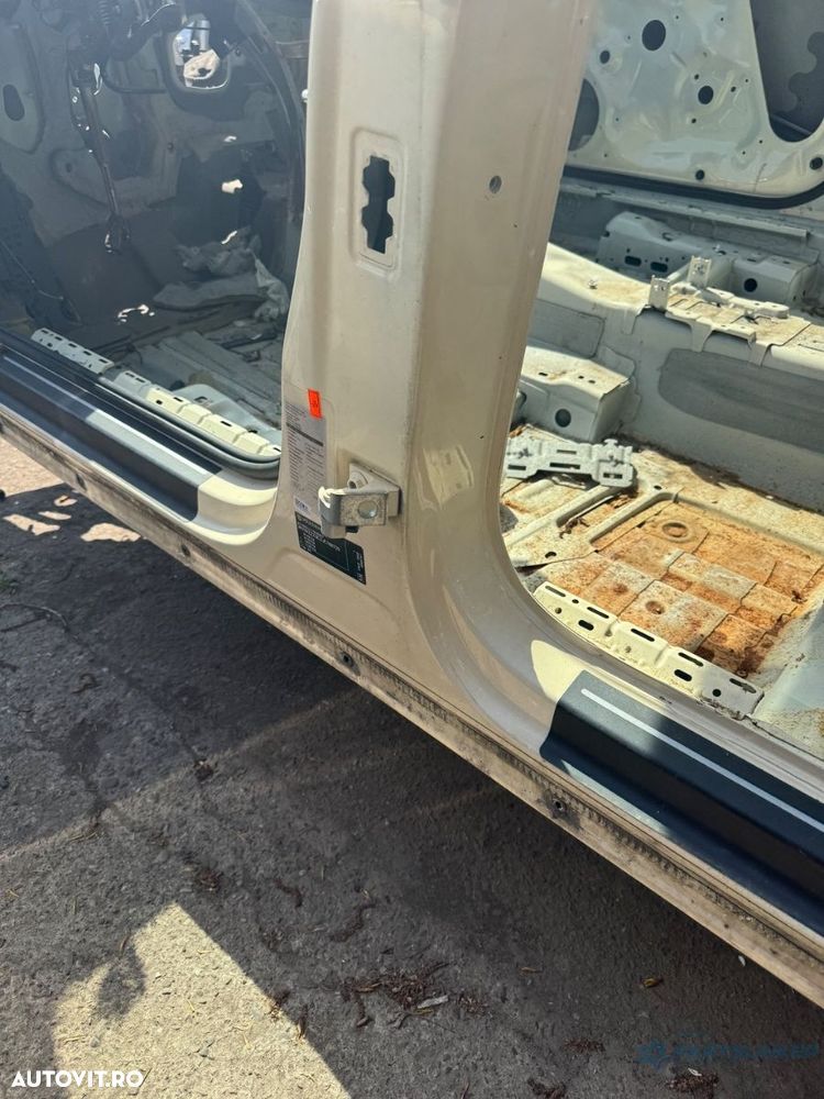 Stalp (mijloc) stanga VOLKSWAGEN PASSAT B8 Variant 3G5 2014 - 2023 - 1