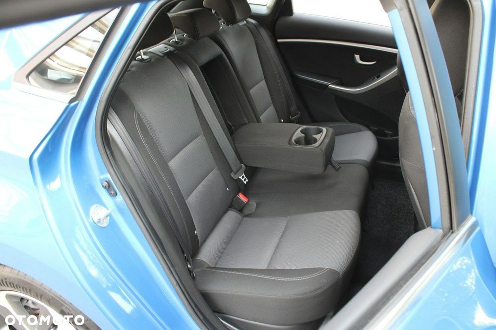 Hyundai i30 1.4 YES - 12