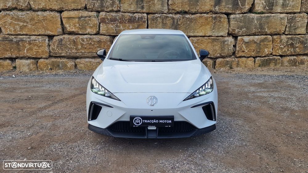 MG MG4 64 kWh Luxury - 3