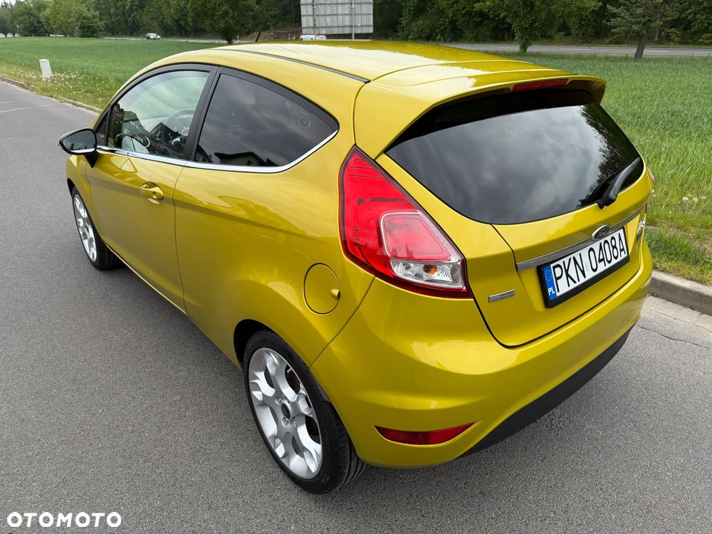 Ford Fiesta 1.0 EcoBoost Titanium EU6 - 16