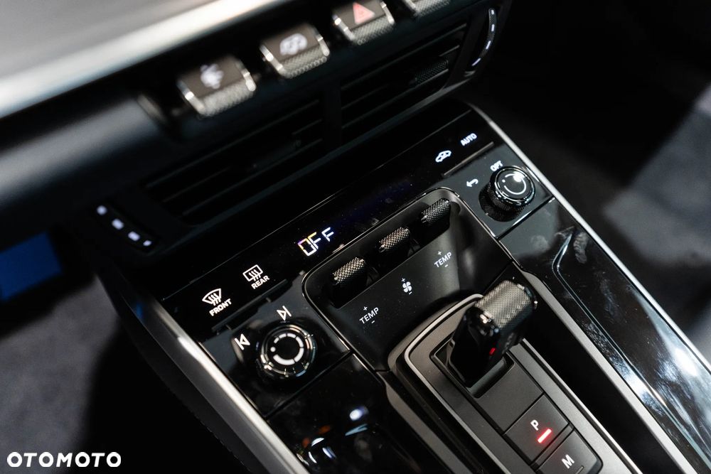 Porsche 911 Carrera 4S - 29