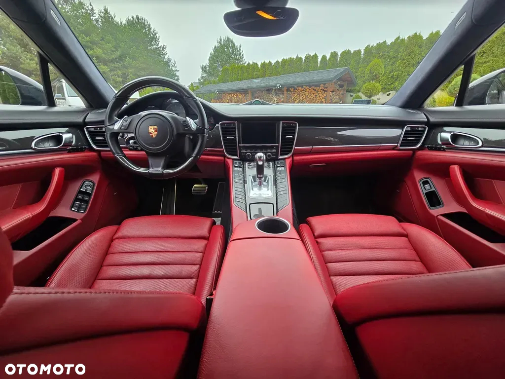 Porsche Panamera GTS - 2