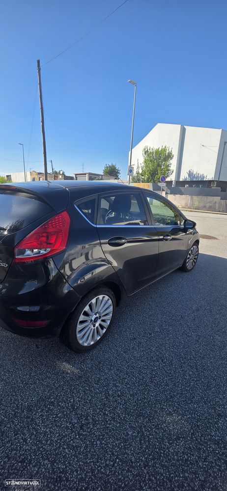 Ford Fiesta - 3