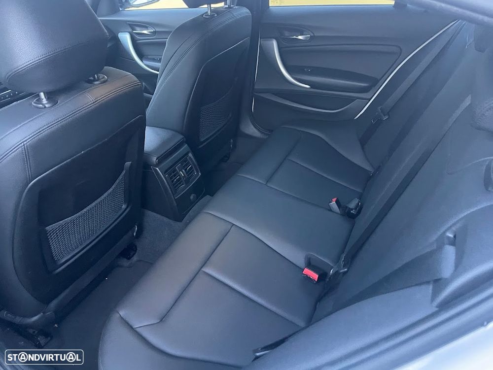 BMW 116 d Sport Line - 21