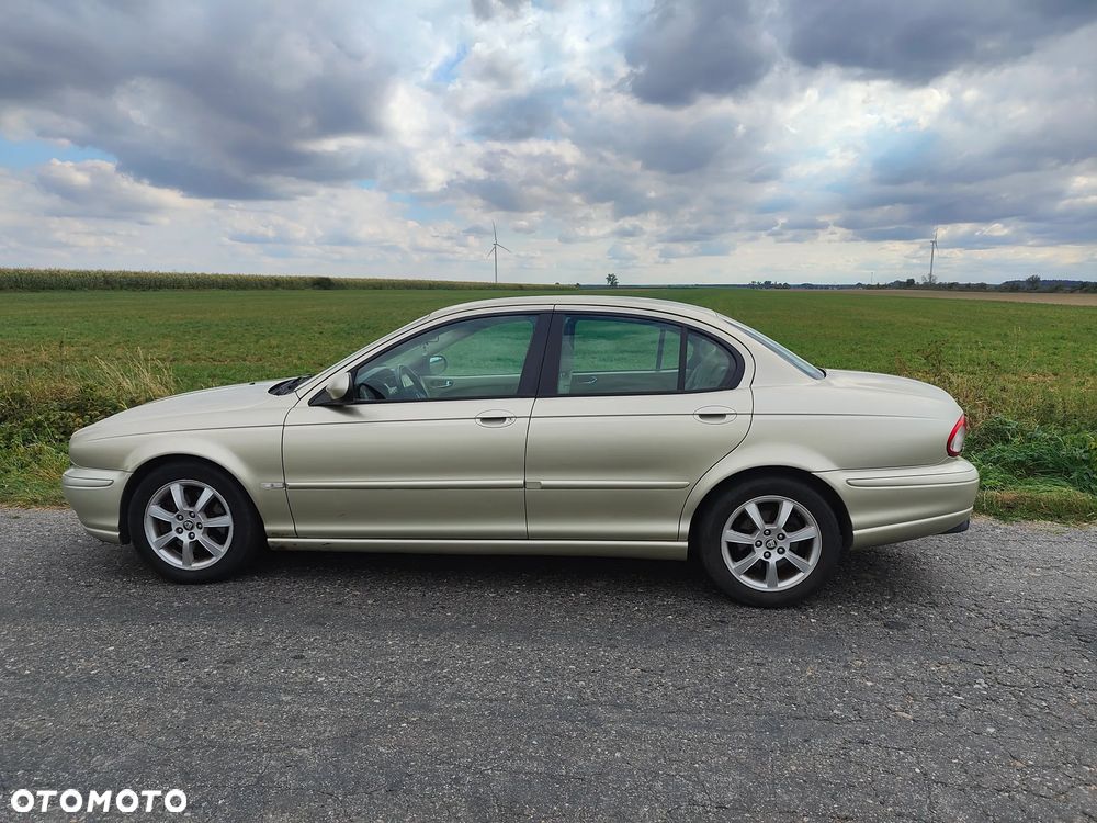 Jaguar X-Type 2.0 D Executive - 1