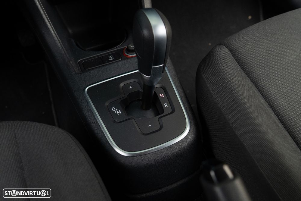 VW Up! 1.0 Move Auto - 18