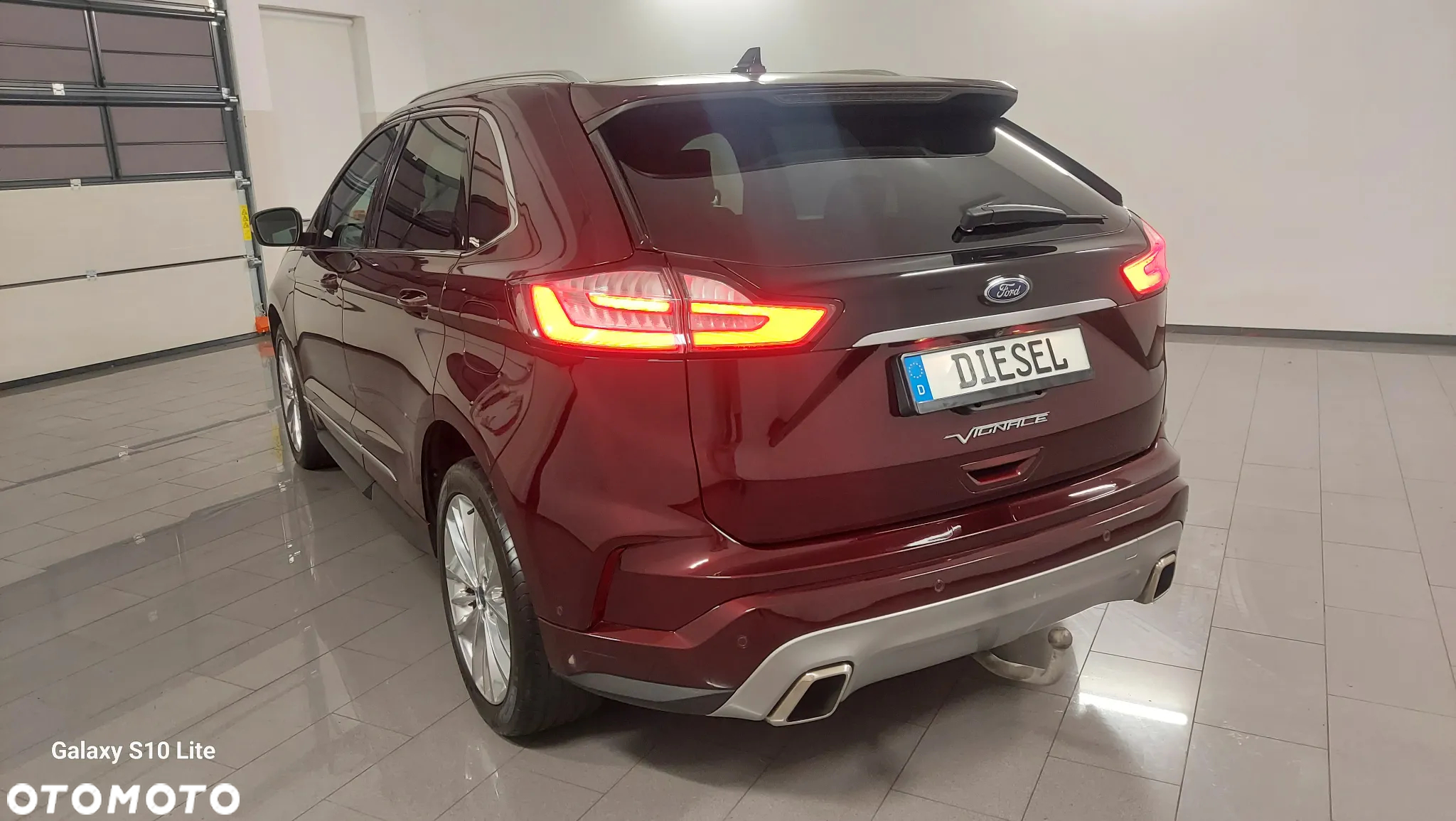 Ford Edge 2.0 EcoBlue Bi-Turbo 4x4 Vignale - 4