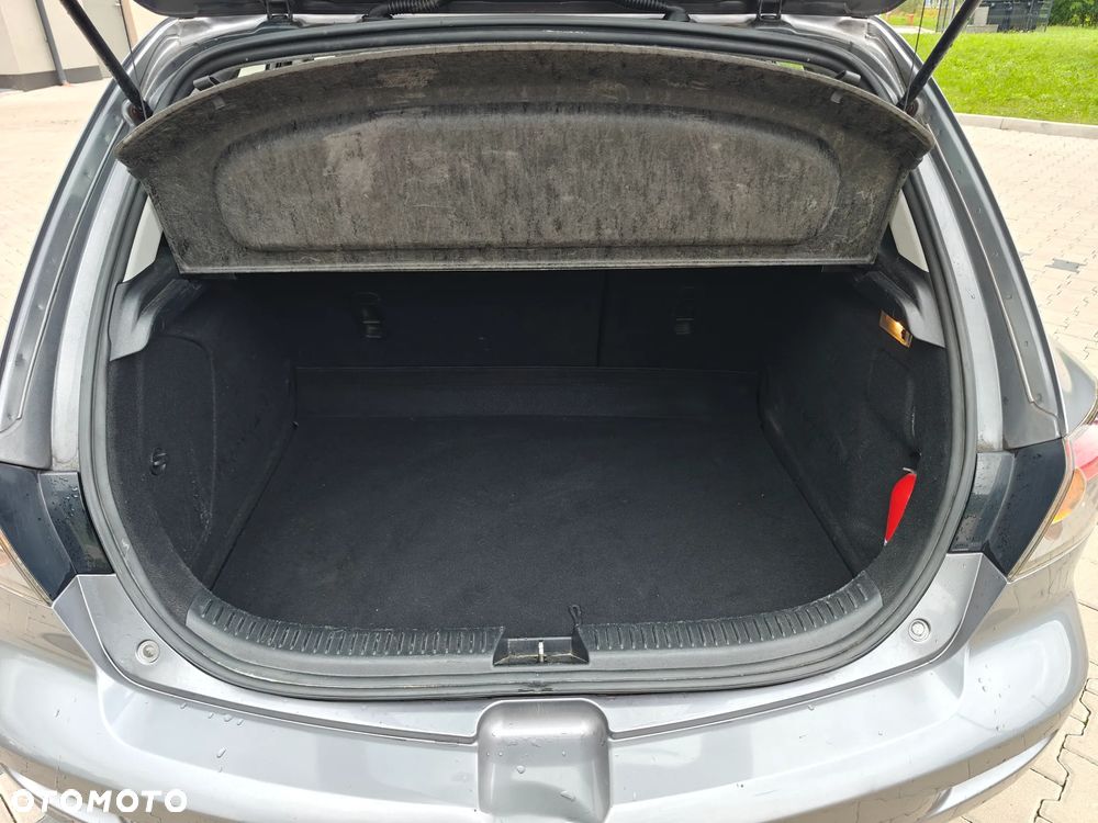 Mazda 3 - 5