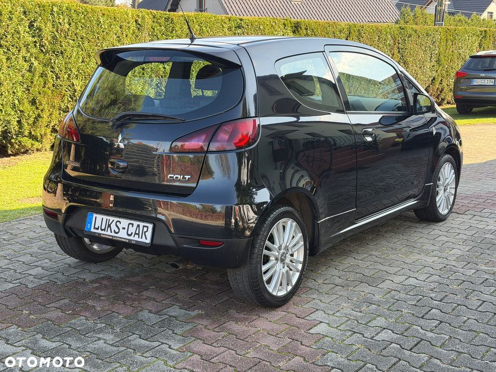 Mitsubishi Colt 2010 photo 5