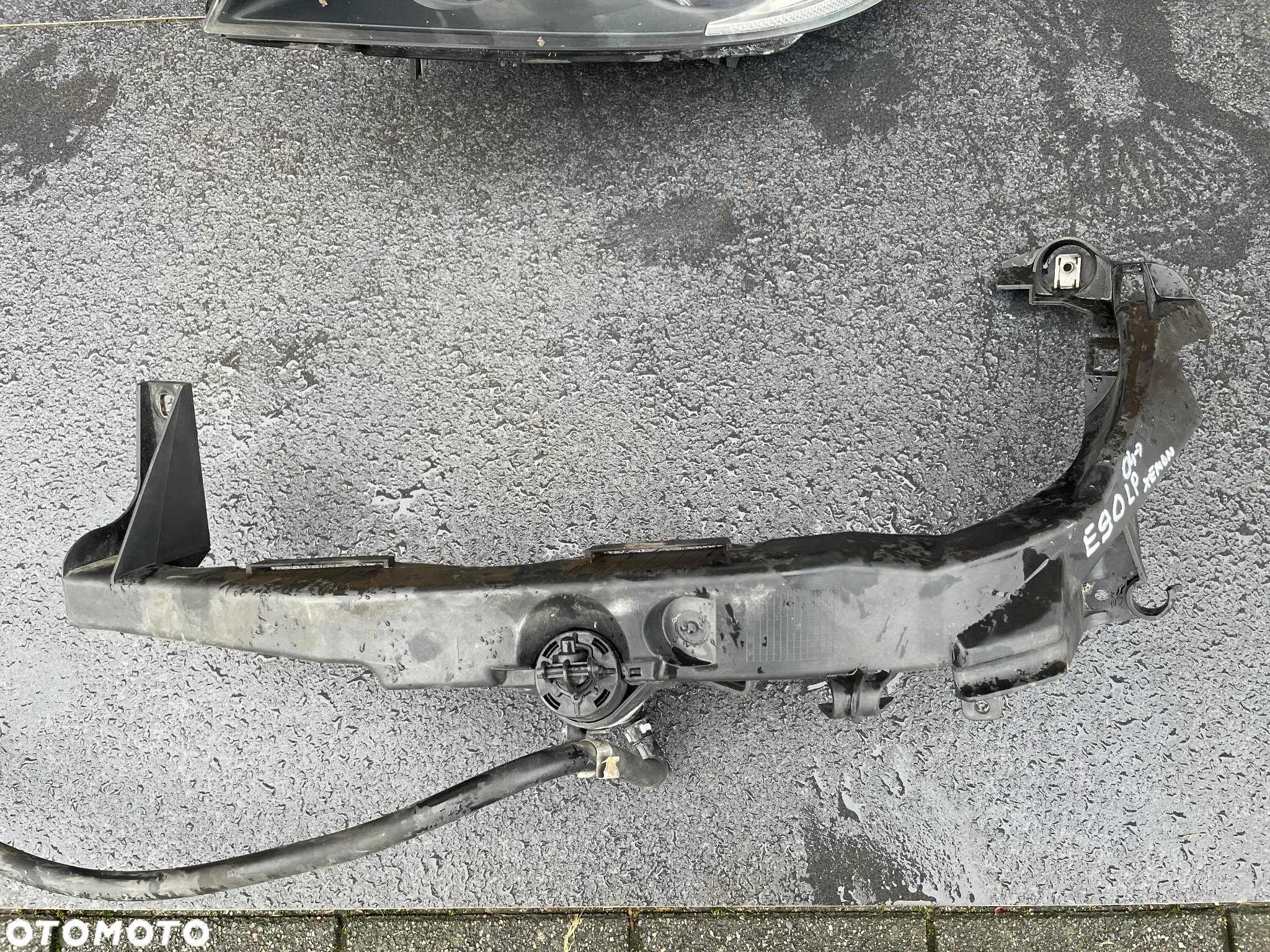 BMW 3 III E90 E91 LAMPA LEWA reflektor lewy XENON NIESKRĘTNY KOMPLETNA 6942737 - 10