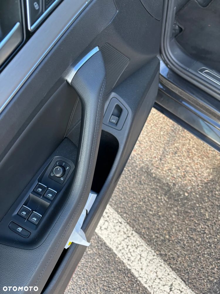 Volkswagen Passat Variant 1.8 TSI BMT Highline DSG - 16
