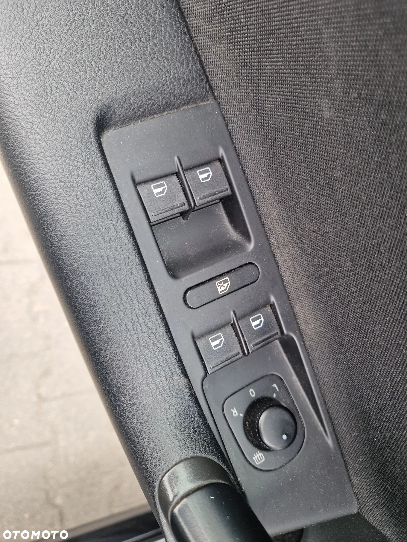 Volkswagen Passat 2.0 TDI Highline - 12