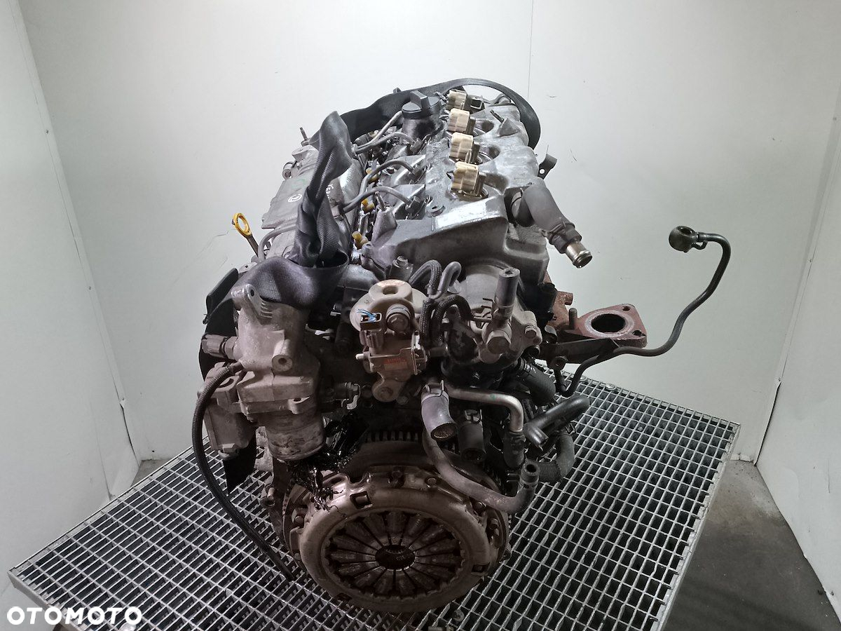 SILNIK TOYOTA COROLLA VERSO I 1CD 2.0 D-4D - 3