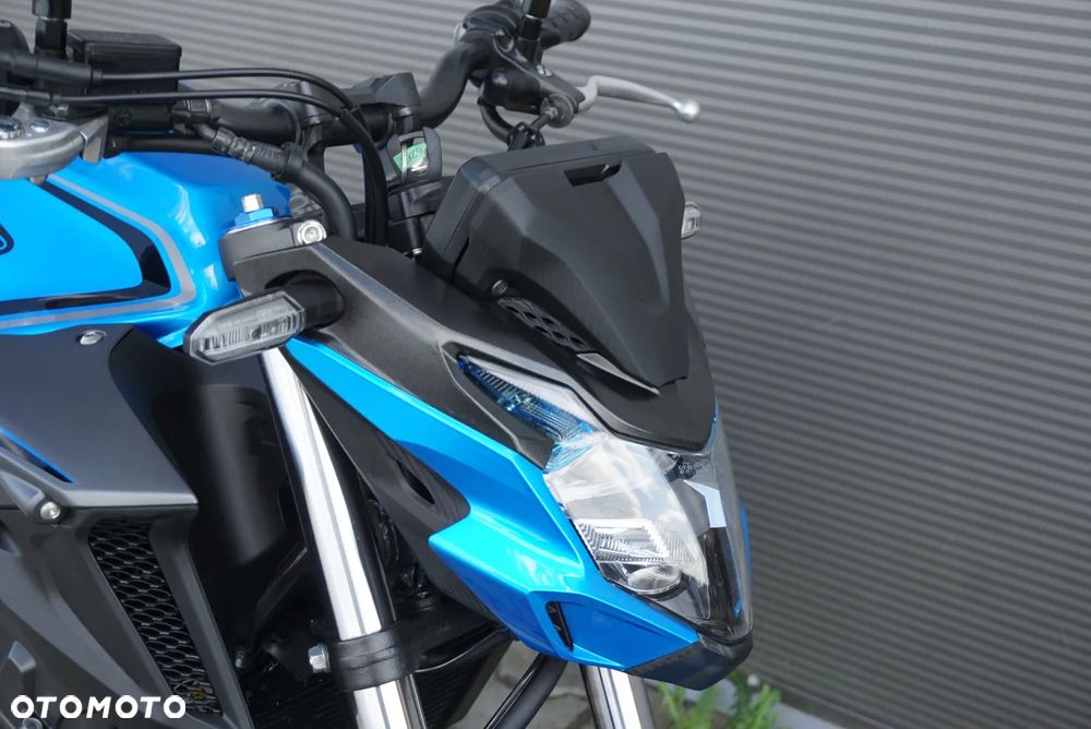 Honda CB - 10