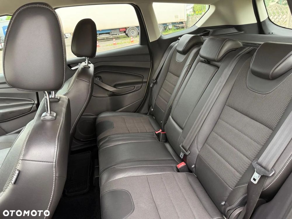 Ford Kuga 2.0 TDCi 4WD Titanium - 11