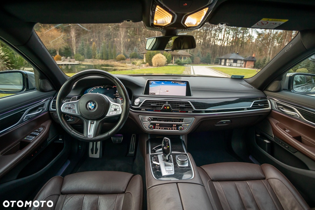 BMW Seria 7 - 26
