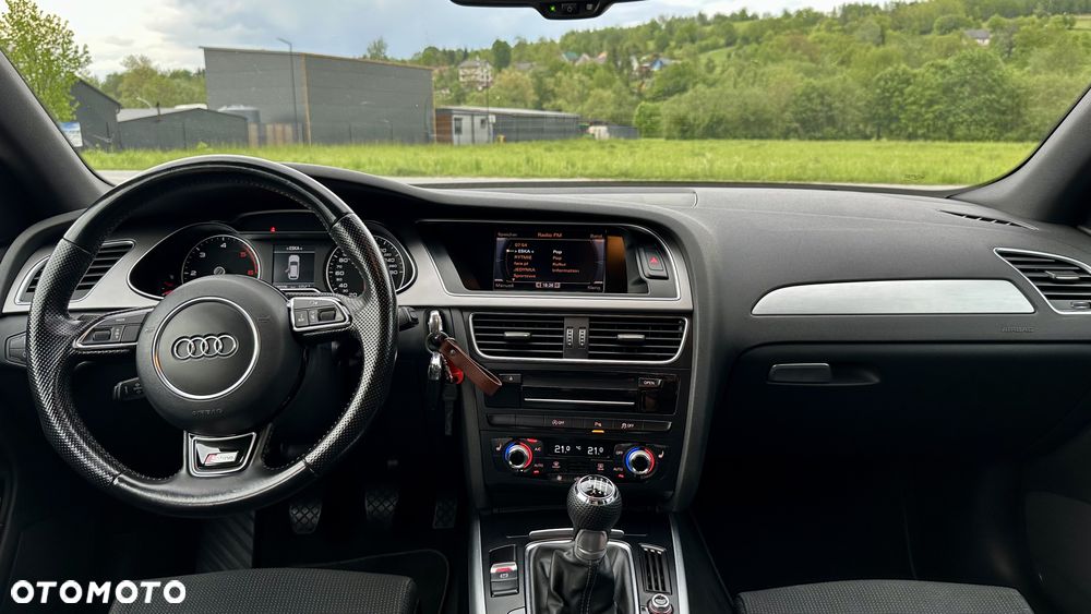Audi A4 Avant 2.0 TDI DPF clean diesel S line Sportpaket - 24