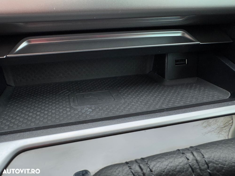 Volkswagen Passat 2.0 TDI DSG (BlueMotion Technology) Comfortline - 27