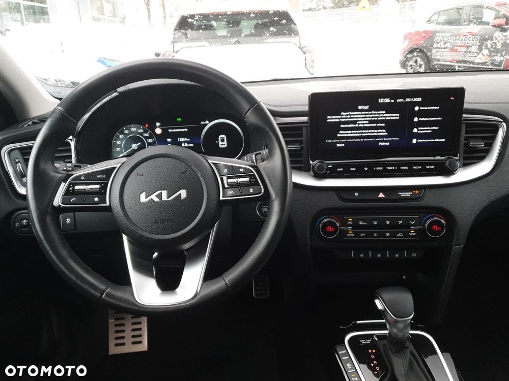 Kia Ceed 1.5 T-GDI Business Line Plus DCT - 13
