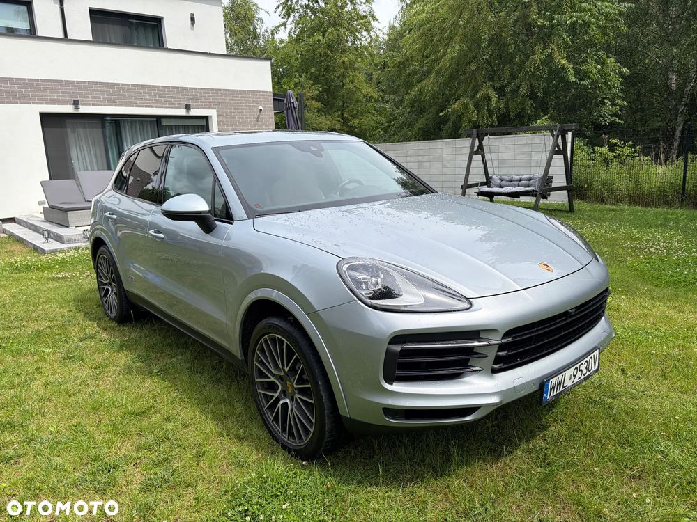 Porsche Cayenne Platinum Edition - 1